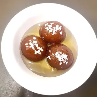 Gulab jamun