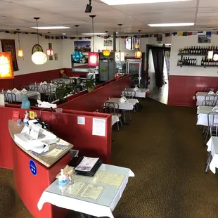Best Nepalese Himalayan Restaurant in Encinitas downtown 101 highway