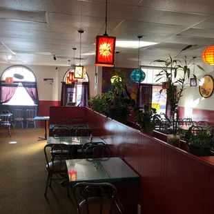 sushi and sashimi, interior