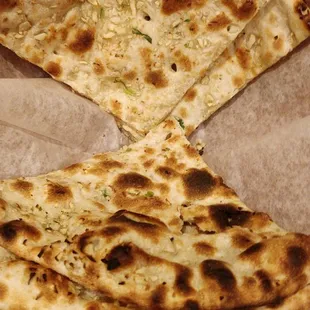 Garlic naan