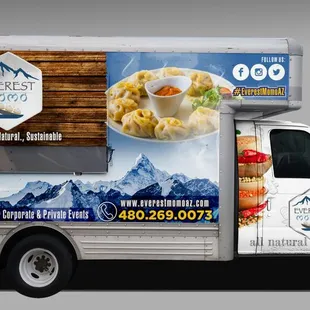 The Food Truck of Everest MoMo!