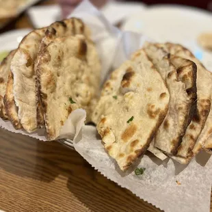 Garlic naan