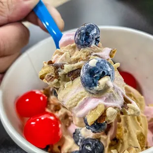 Yoga workout ‍ -   My PB&amp;J - peanut butter &amp; strawberry yogurt  mix with blueberries, cherries, almonds, and walnuts