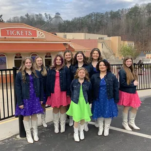 Students at Dollywood