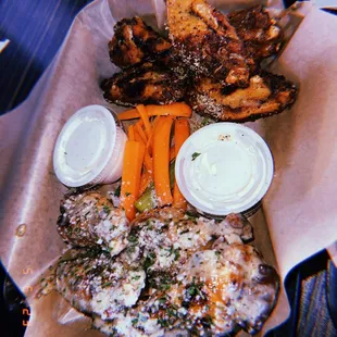 Charbroiled House Brined Wings