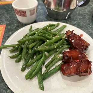 Delicious spare ribs and garlic green beans