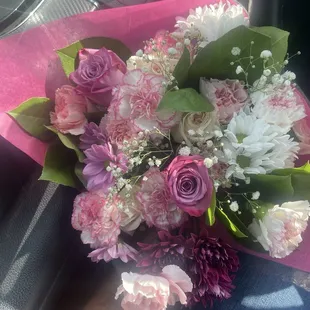 Custom bouquet built by Kassandra