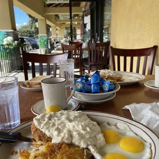 Country Fried Steak &amp; Eggs w/Hashbrowns and Toast
