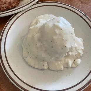 Side of biscuits &amp; gravy