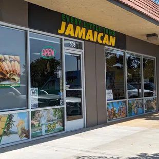 the outside of a restaurant