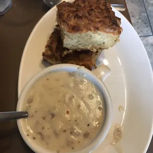 Side of biscuits and gravy