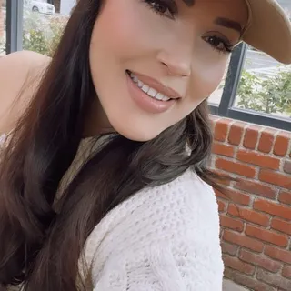 Elisa L.