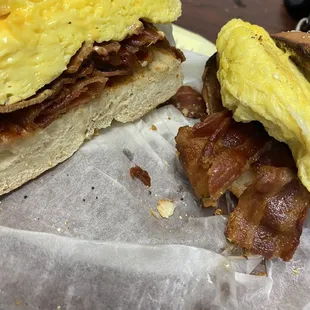 Everything bagel with 2 egg cheese and bacon. LOTS OF BACON!