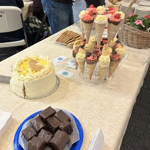 Cheesecake Cones and Lemon Iced GF Blondie &quot;cake&quot;.