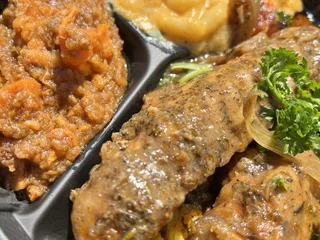 Yai & Toya's Cuisine