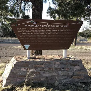 Exterior: important/significant historical information