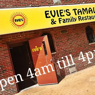 Great Mexican breakfast all day and super cheap.