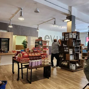 Eviva Greek Market & Bakery