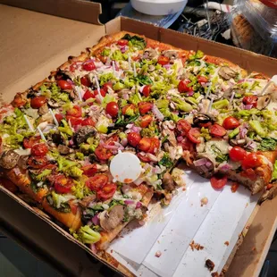 Veggie pizza Sicilian style ( w/non dairy cheese)