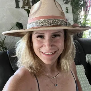 Yvonne W.