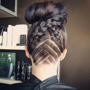 Undercut &amp; style.