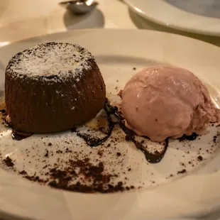 The dessert, the only thing we didn't like