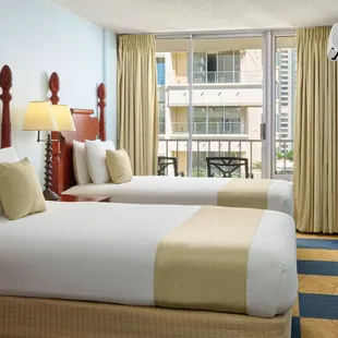 Ewa Waikiki Hotel - 3 Bedroom Penthouse Bedroom