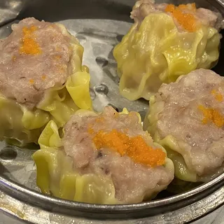 2. Steamed Pork and Shrimp Dumplings