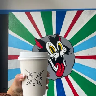 Hojicha latte with almond milk