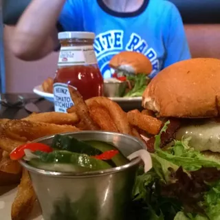 OMGatos Burger