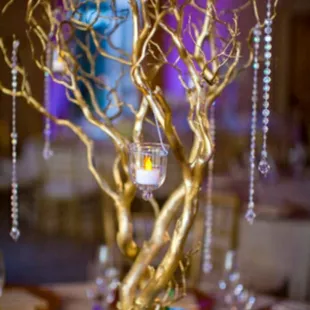 Manzanita Centerpiece