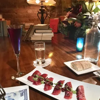 Homemade Salmon Gravlax Tapas