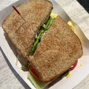 Breakfast sandwich