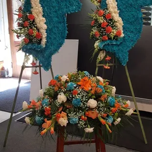 Thank you to the family of Irene Estrada for allowing Exeter Flower Company to fulfill your request.