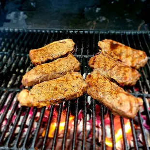 chicken wings and fried chicken, food
