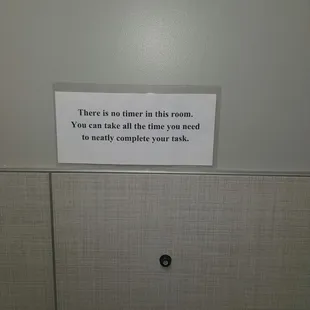 Hahaha!!! Ladies room humor