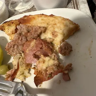 Pizza is missing the two main ingredients. Ordered online through Uber Eats.