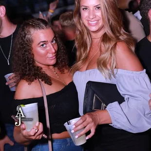 Live at @exodos_rooftop #ajphoto313  #Detroitnightlife #AJPHOTOGRAPHY 888-6307740 ajphoto313@gmail.com #AJPHOTO313 @AJPHOTO313