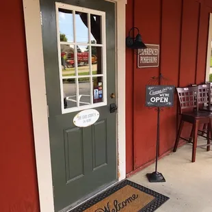 Stop in and pay us a visit this weekend, chances are we received in some new arrivals since we last saw you! See you soon