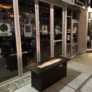 Exterior of Experts Only on Jefferson