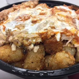 Gorilla Tots with pork instead of chorizo was same price. I may get Jalapeño slaw on top next time for texture.  #UpCloseSavor XP