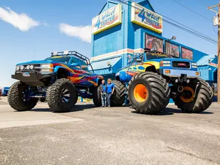 4 Wheel Center