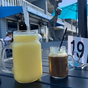 maracuyá (passion fruit) and macchiato