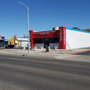 Building Exterior 2021, 4710 San Mateo across from Hooters