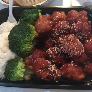 Sesame chicken dinner combination special