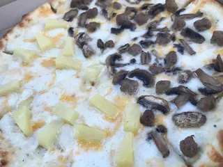 Town Pizza & More