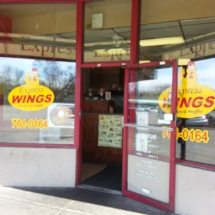 Express Wings Golf Manor