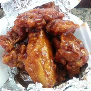 small order of wings w/honey bbq sauce