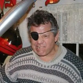 Andy H.