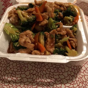 C3 Chicken with Broccoli in brown sauce